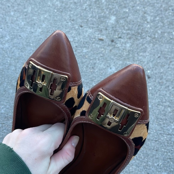 Tory Burch Leopard Print Flats with Gold Accents - Picture 8 of 10